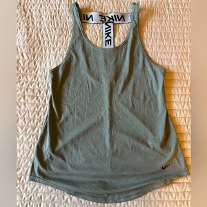 Nike workout top NEW